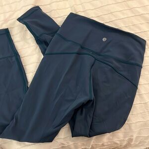 Lululemon leggings size 6
